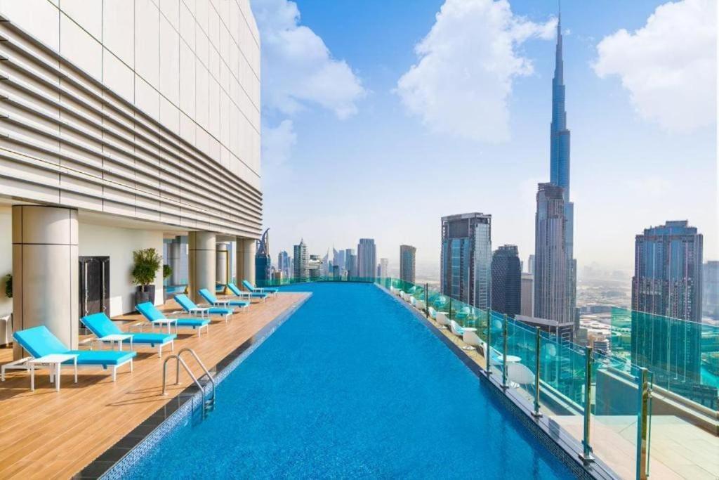 Paramount Hotel Midtown Flat With Burj Khalifa View Dubaï Extérieur photo