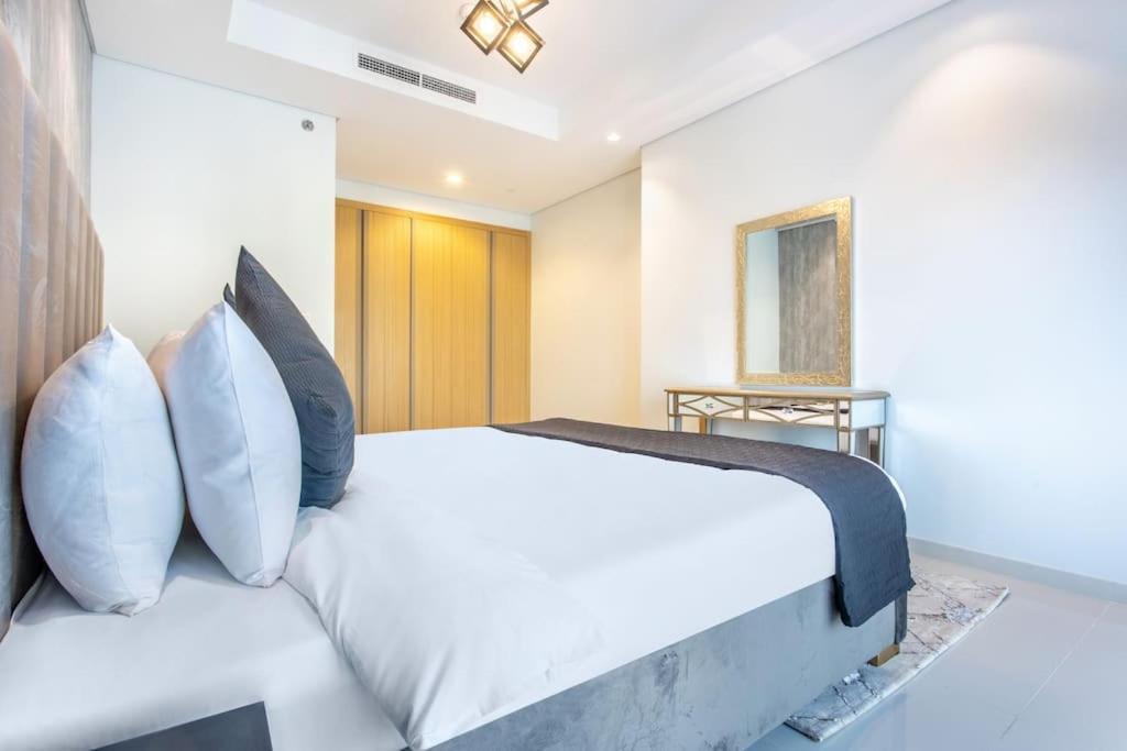 Paramount Hotel Midtown Flat With Burj Khalifa View Dubaï Extérieur photo